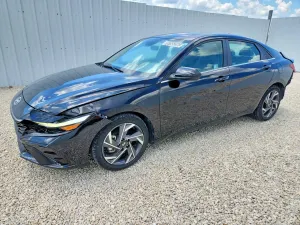 Hyundai Elantra 2.0L 4 2025