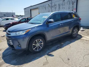 Toyota Highlander 3.5L 6 2019