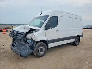 Mercedes-Benz Sprinter 2.0L 4 2023