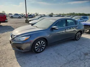 Nissan Altima 2.5L 4 2017