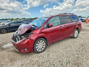 Toyota Sienna 3.5L 6 2012
