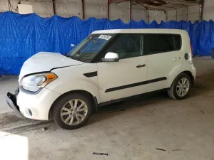 Kia Soul 2.0L 4 2012