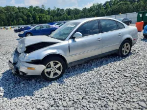 Volkswagen Passat 2.8L 6 2004