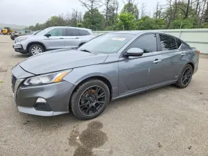 Nissan Altima 2.5L 4 2019