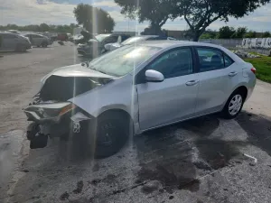 Toyota Corolla 1.8L 4 2016