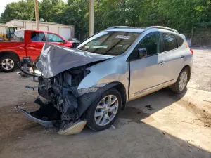 Nissan Rogue 2.5L 4 2012