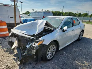 Toyota Camry 2.5L 4 2023