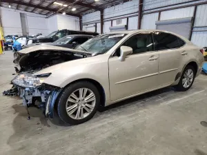Lexus ES 3.5L 6 2015