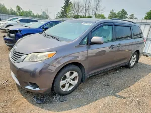 Toyota Sienna 2.7L 4 2011