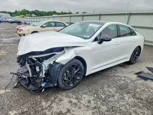 Kia K5 2.5L 4 2026