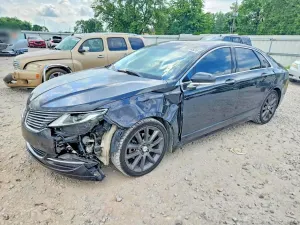 Lincoln MKZ 3.7L 6 2013