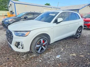 Audi Q5 2.0L 4 2024