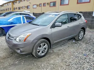 Nissan Rogue 2.5L 4 2013