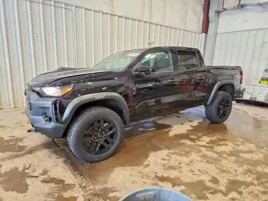Chevrolet Colorado 2.7L 4 2024