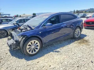 Tesla Model X 2018