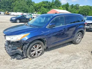 Toyota Highlander 3.5L 6 2014