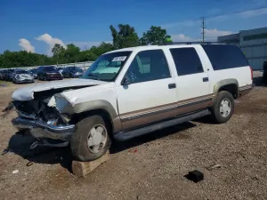 Chevrolet Suburban 5.7L 8 1998