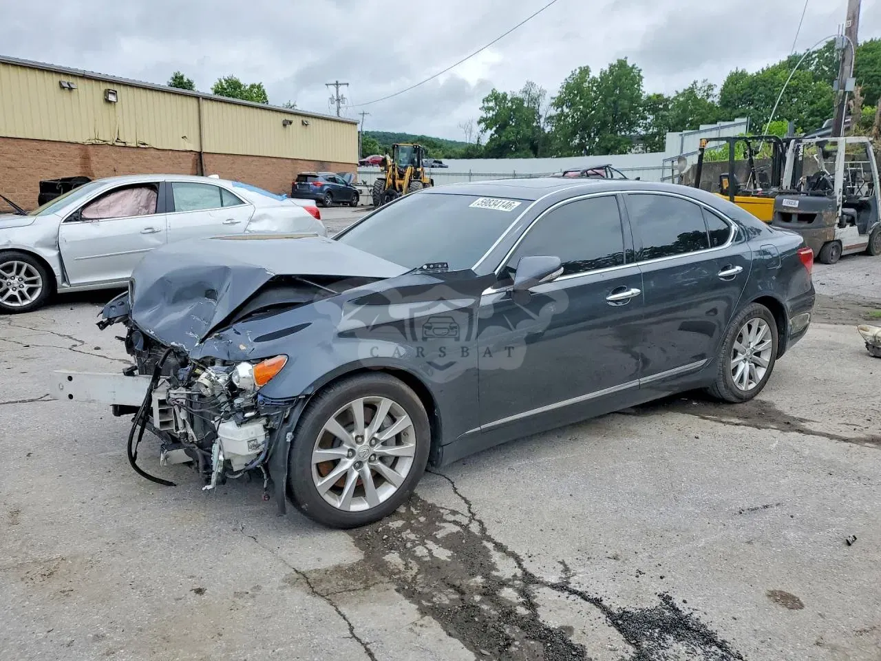 Lexus LS 4.6L 8 2011