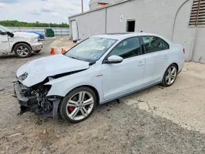Volkswagen Jetta 2.0L 4 2017