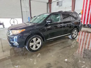 Toyota Highlander 3.5L 6 2013