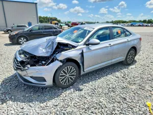Volkswagen Jetta 1.4L 4 2021