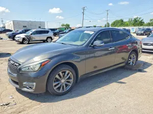 Infiniti Q70 3.7L 6 2015