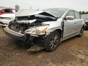 Nissan Altima 2.5L 4 2015