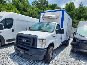 Ford Econoline 7.3L 8 2023