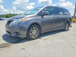 Toyota Sienna 3.5L 6 2013