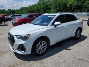 Audi Q3 2.0L 4 2021