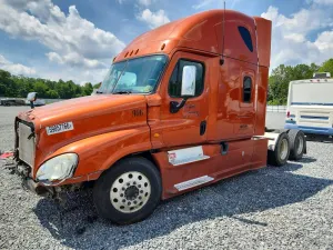 Freightliner Cascadia 14.8L 6 2013