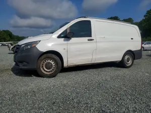 Mercedes-Benz Metris 2.0L 4 2022
