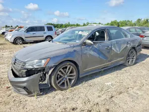 Volkswagen Passat 1.8L 4 2016