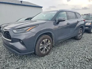 Toyota Highlander 3.5L 6 2021