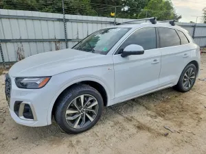 Audi Q5 2.0L 4 2022
