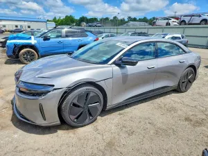 Lucid Air 2025