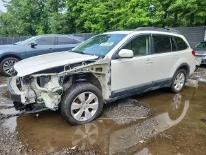 Subaru Outback 2.5L 4 2012