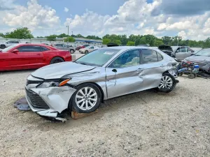 Toyota Camry 2.5L 4 2018
