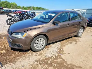 Volkswagen Jetta 2.0L 4 2014