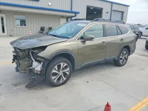 Subaru Outback 2.4L 4 2020