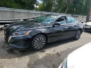 Nissan Altima 2.5L 4 2025