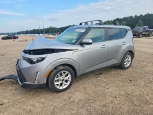 Kia Soul 2.0L 4 2023