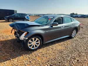 Infiniti M37 3.7L 6 2012