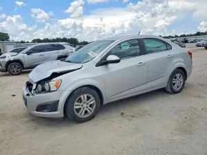 Chevrolet Aveo (Sonic) 1.8L 4 2014