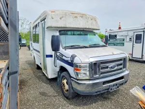 Ford Econoline 5.4L 8 2013