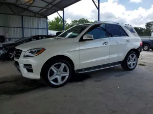Mercedes-Benz ML 3.5L 6 2015
