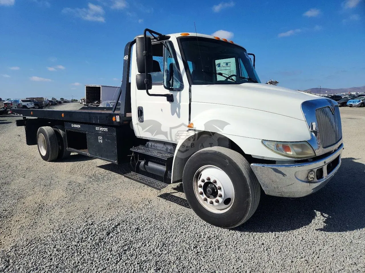 International DuraStar / 4000 7.6L 6 2012