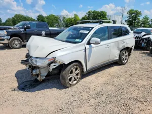 Mitsubishi Outlander 3.0L 6 2014