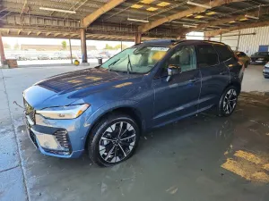Volvo XC60 2.0L 4 2026