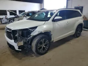 Toyota Highlander 3.5L 6 2016